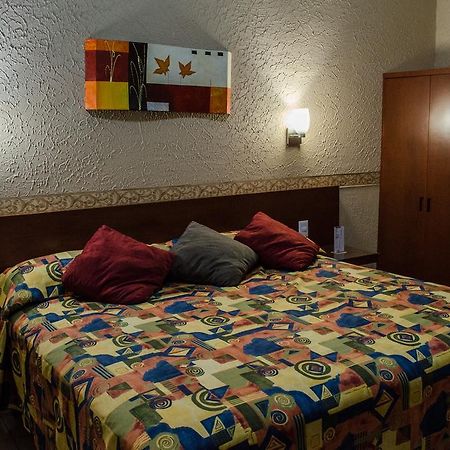 Hotel Posada Regis Guadalajara Eksteriør billede