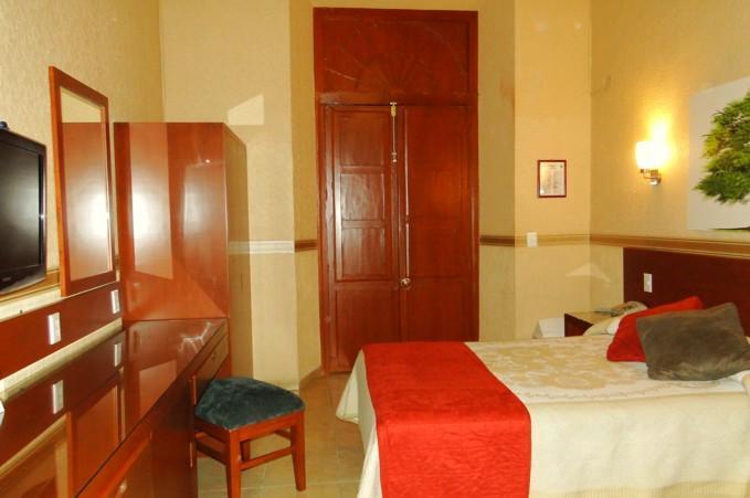 Hotel Posada Regis Guadalajara Eksteriør billede