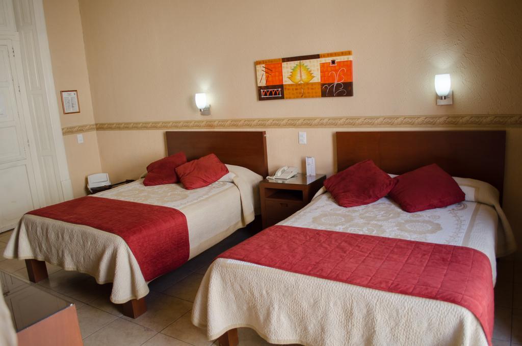 Hotel Posada Regis Guadalajara Eksteriør billede